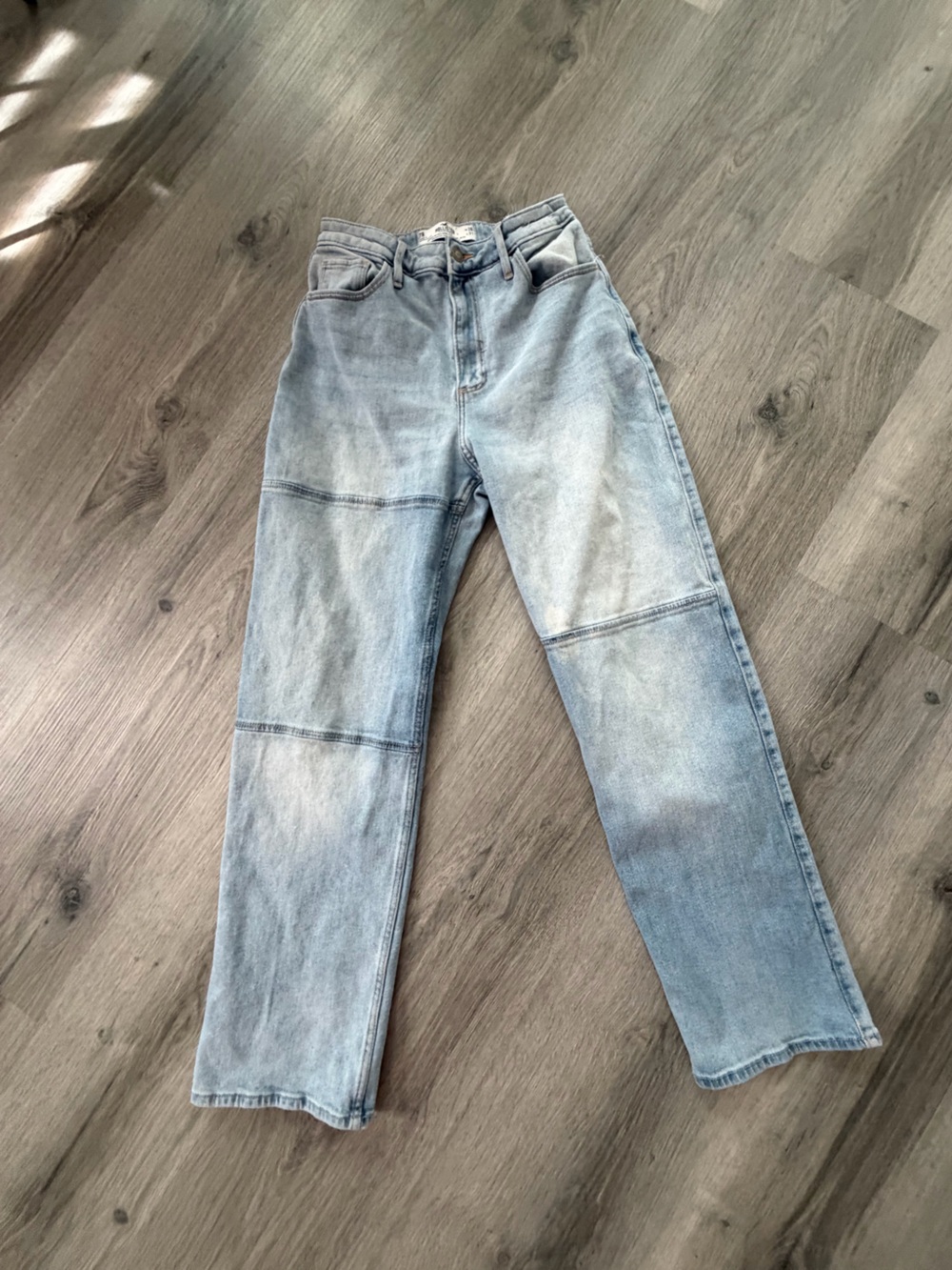 Hollister Light Wash Jeans
